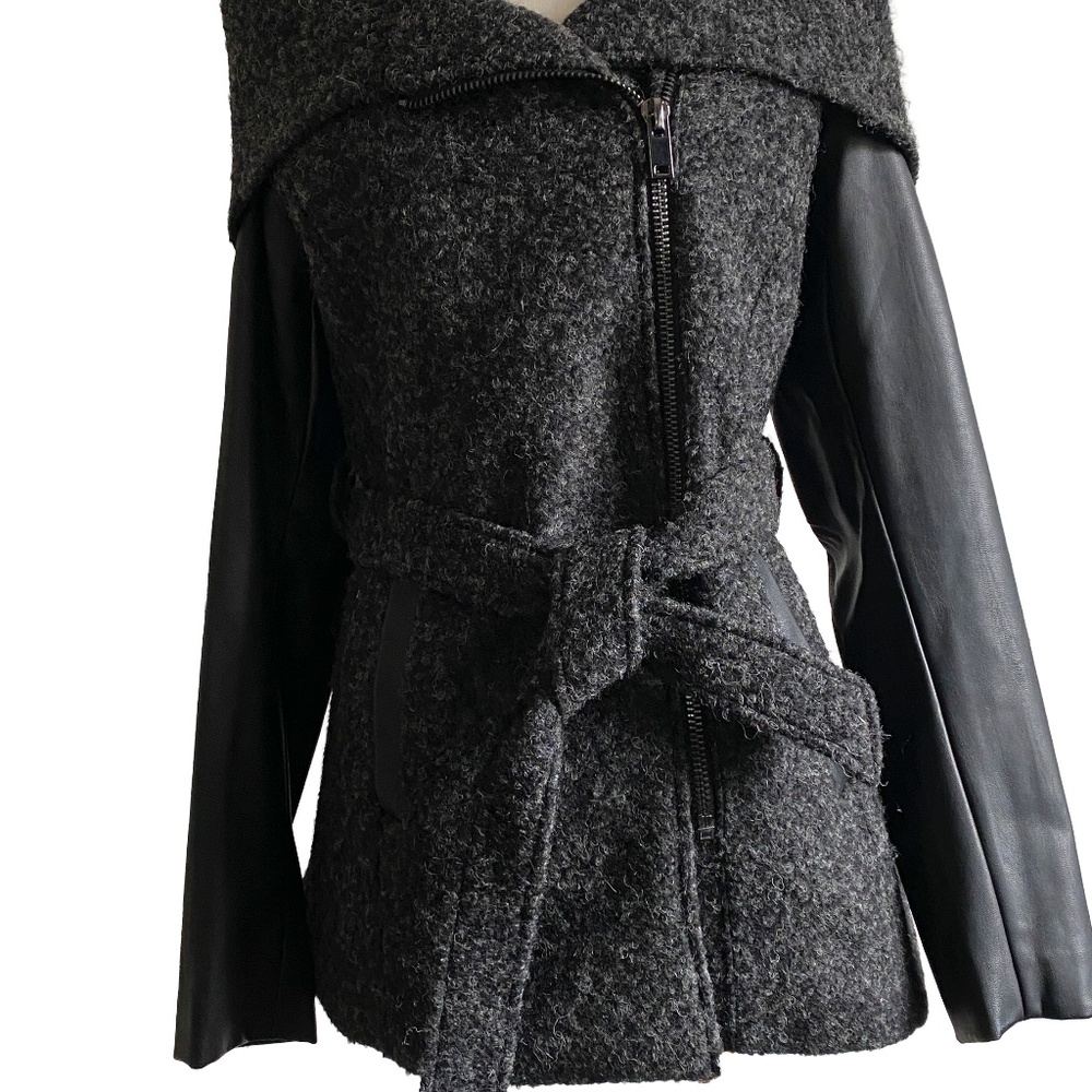Dex Coat - Picture 3 of 8